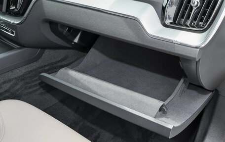 Volvo XC60 II, 2025 год, 5 385 000 рублей, 26 фотография