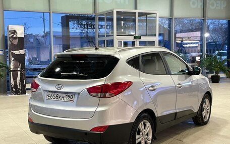 Hyundai ix35 I рестайлинг, 2010 год, 829 000 рублей, 4 фотография