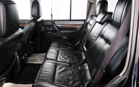 Mitsubishi Pajero IV, 2006 год, 1 549 000 рублей, 23 фотография