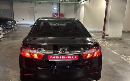 Toyota Camry, 2013 год, 1 900 000 рублей, 7 фотография