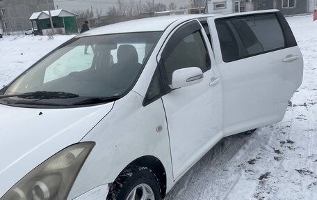 Toyota Wish II, 2006 год, 650 000 рублей, 1 фотография