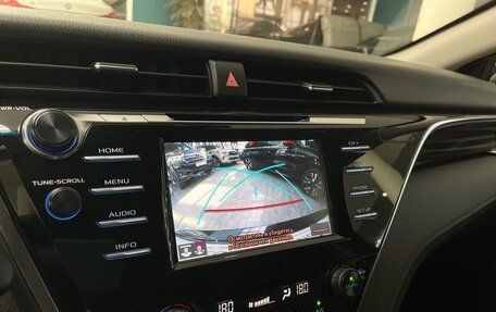 Toyota Camry, 2020 год, 2 800 000 рублей, 8 фотография