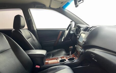 Toyota Highlander III, 2012 год, 2 050 000 рублей, 10 фотография