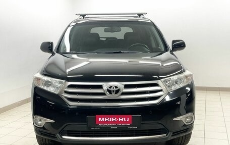 Toyota Highlander III, 2012 год, 2 050 000 рублей, 2 фотография