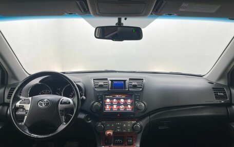 Toyota Highlander III, 2012 год, 2 050 000 рублей, 17 фотография