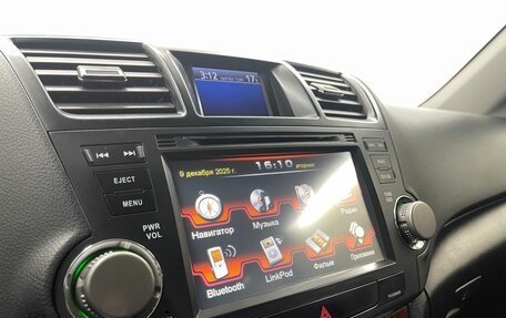 Toyota Highlander III, 2012 год, 2 050 000 рублей, 12 фотография