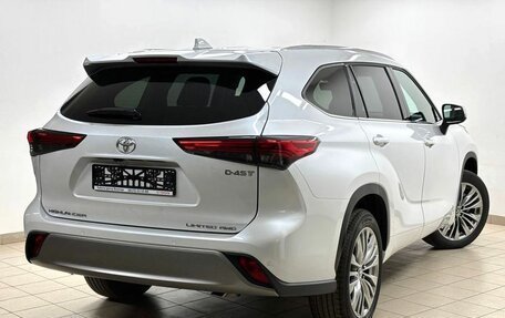 Toyota Highlander, 2025 год, 6 250 000 рублей, 4 фотография