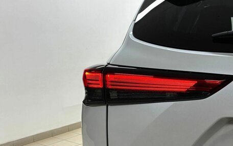 Toyota Highlander, 2025 год, 6 250 000 рублей, 10 фотография