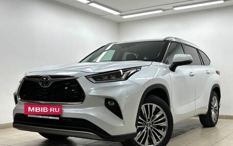 Toyota Highlander, 2025 год, 6 250 000 рублей, 7 фотография