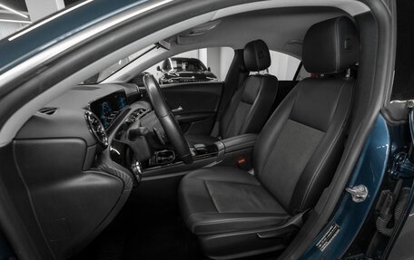 Mercedes-Benz CLA, 2020 год, 2 940 000 рублей, 9 фотография