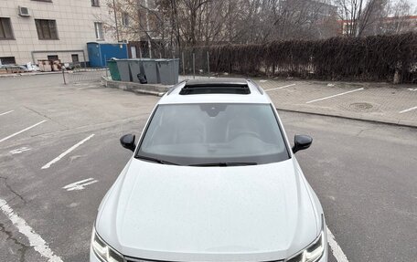 Volkswagen Tiguan II, 2021 год, 3 800 000 рублей, 5 фотография