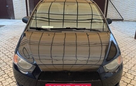 Mitsubishi Colt VI рестайлинг, 2009 год, 270 000 рублей, 2 фотография