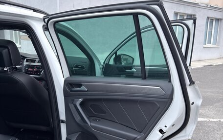 Volkswagen Tiguan II, 2021 год, 3 800 000 рублей, 15 фотография