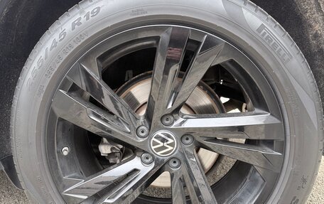 Volkswagen Tiguan II, 2021 год, 3 800 000 рублей, 10 фотография