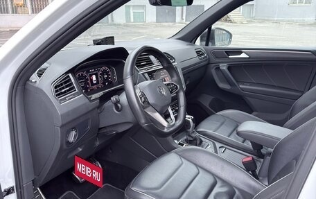 Volkswagen Tiguan II, 2021 год, 3 800 000 рублей, 20 фотография