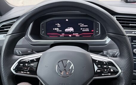 Volkswagen Tiguan II, 2021 год, 3 800 000 рублей, 22 фотография