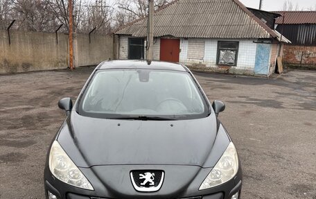 Peugeot 308 II, 2008 год, 575 000 рублей, 2 фотография
