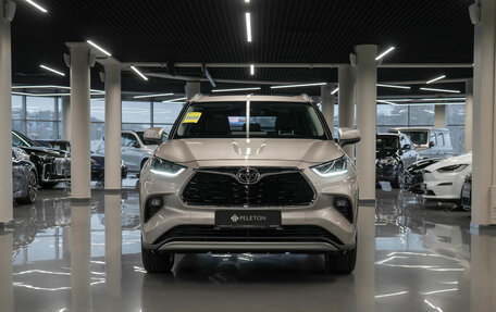 Toyota Highlander, 2025 год, 6 350 000 рублей, 3 фотография