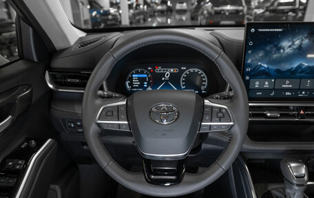 Toyota Highlander, 2025 год, 6 350 000 рублей, 11 фотография