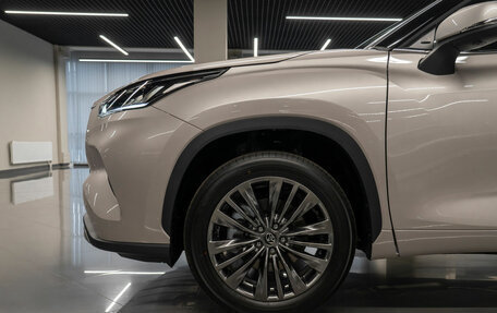 Toyota Highlander, 2025 год, 6 350 000 рублей, 27 фотография