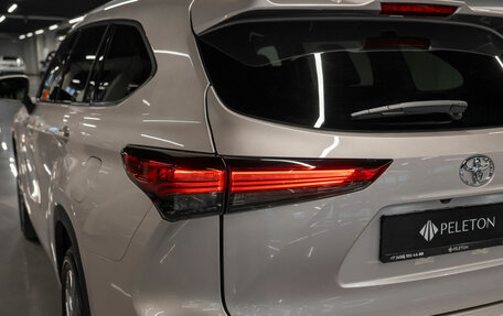 Toyota Highlander, 2025 год, 6 350 000 рублей, 29 фотография