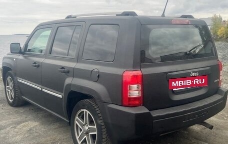 Jeep Liberty (Patriot), 2008 год, 650 000 рублей, 2 фотография