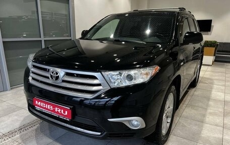 Toyota Highlander III, 2011 год, 1 750 000 рублей, 1 фотография