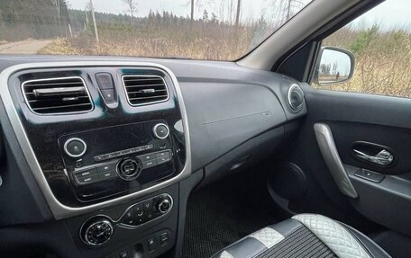 Renault Logan II, 2020 год, 755 000 рублей, 13 фотография