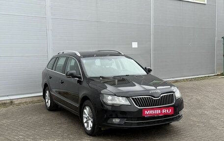 Skoda Superb III рестайлинг, 2013 год, 745 000 рублей, 3 фотография