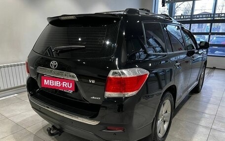 Toyota Highlander III, 2011 год, 1 750 000 рублей, 5 фотография