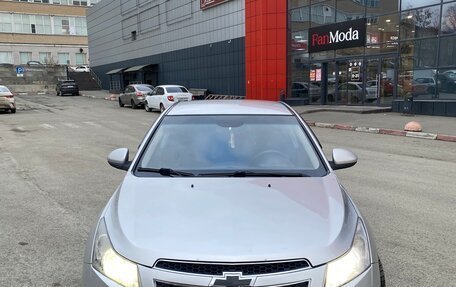Chevrolet Cruze II, 2012 год, 570 000 рублей, 2 фотография