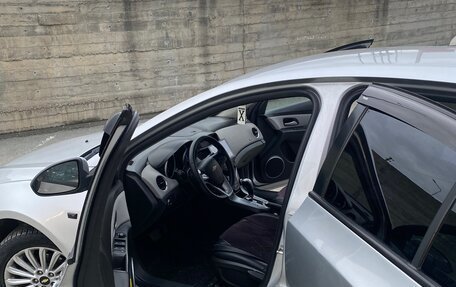 Chevrolet Cruze II, 2012 год, 570 000 рублей, 6 фотография