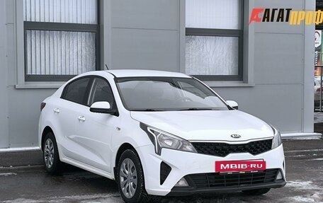 KIA Rio IV, 2020 год, 1 430 000 рублей, 3 фотография