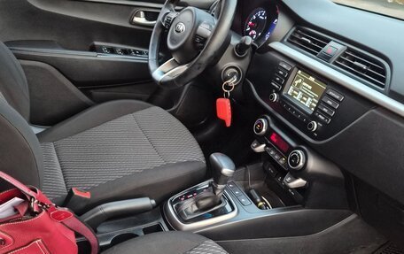 KIA Rio IV, 2017 год, 1 220 000 рублей, 4 фотография