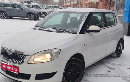 Skoda Fabia II, 2011 год, 420 000 рублей, 2 фотография