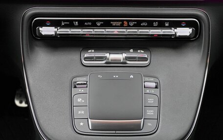 Mercedes-Benz V-Класс, 2024 год, 20 490 000 рублей, 18 фотография