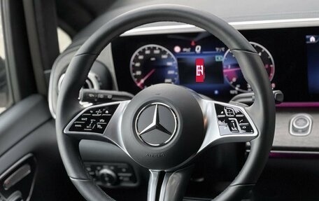 Mercedes-Benz V-Класс, 2024 год, 20 490 000 рублей, 12 фотография