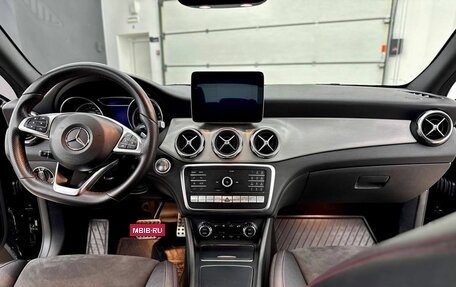 Mercedes-Benz GLA, 2018 год, 2 950 000 рублей, 15 фотография