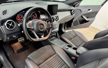 Mercedes-Benz GLA, 2018 год, 2 950 000 рублей, 38 фотография