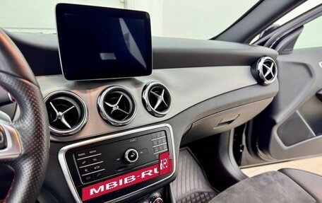 Mercedes-Benz GLA, 2018 год, 2 950 000 рублей, 37 фотография