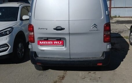 Citroen Jumpy III, 2018 год, 1 750 000 рублей, 3 фотография