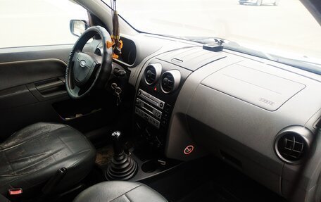 Volkswagen Caravelle T5, 2013 год, 2 160 000 рублей, 13 фотография