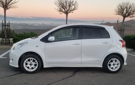 Toyota Vitz, 2005 год, 600 000 рублей, 3 фотография