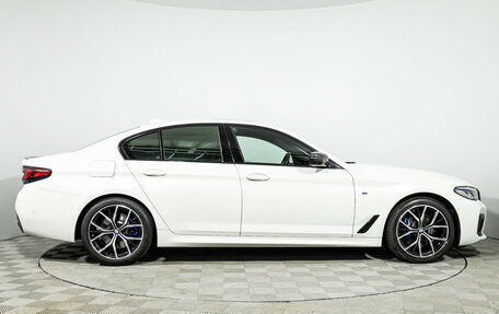 BMW 5 серия, 2022 год, 6 500 000 рублей, 4 фотография