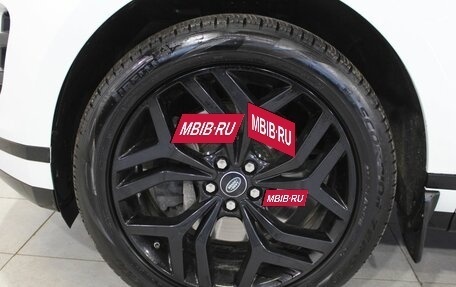 Land Rover Range Rover Evoque II, 2019 год, 3 230 000 рублей, 10 фотография