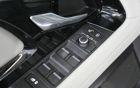 Land Rover Range Rover Evoque II, 2019 год, 3 230 000 рублей, 18 фотография