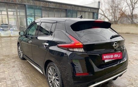 Nissan Leaf II, 2019 год, 1 750 000 рублей, 5 фотография