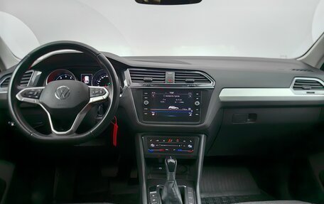 Volkswagen Tiguan II, 2021 год, 2 899 000 рублей, 11 фотография