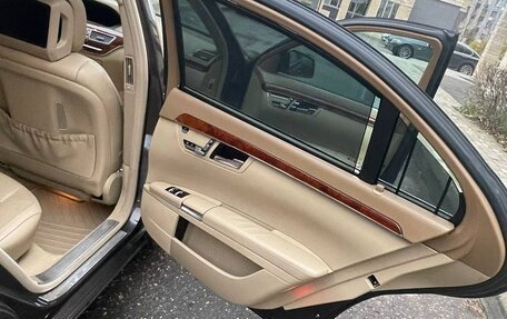 Mercedes-Benz S-Класс, 2011 год, 2 050 000 рублей, 4 фотография