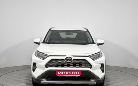 Toyota RAV4, 2019 год, 3 200 000 рублей, 2 фотография